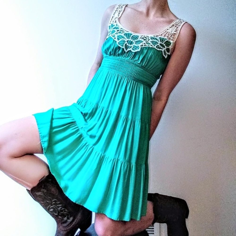 dELiA*s green dress Small